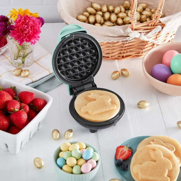 DASH Mini Waffle Maker - Image 3